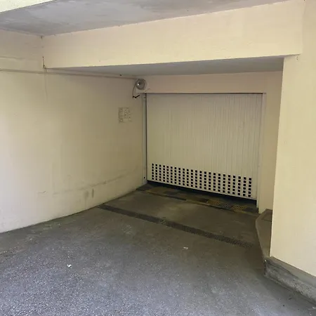 L'azalee - 106m2 Avec Balcons & Parking - Proche Hopitaux & Metro Lägenhet *