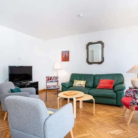 Lägenhet L'azalee - 106m2 Avec Balcons & Parking - Proche Hopitaux & Metro Lyon